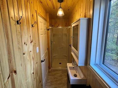 Diamant Cabin – La Pourvoirie Chez Farrar