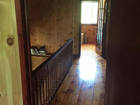 Faucon Cabin – La Pourvoirie Chez Farrar