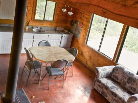 Heron Cabin – La Pourvoirie Chez Farrar