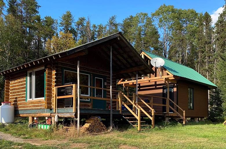 Hirondelle Cabin – La Pourvoirie Chez Farrar