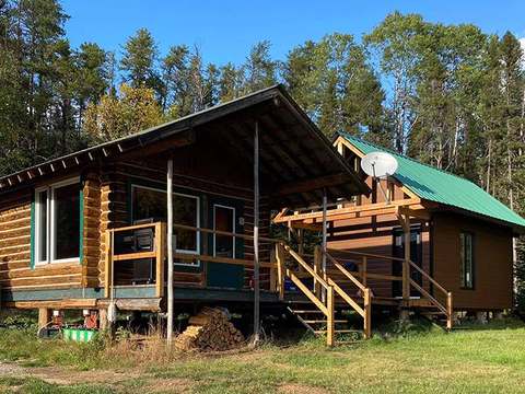 Hirondelle Cabin – La Pourvoirie Chez Farrar