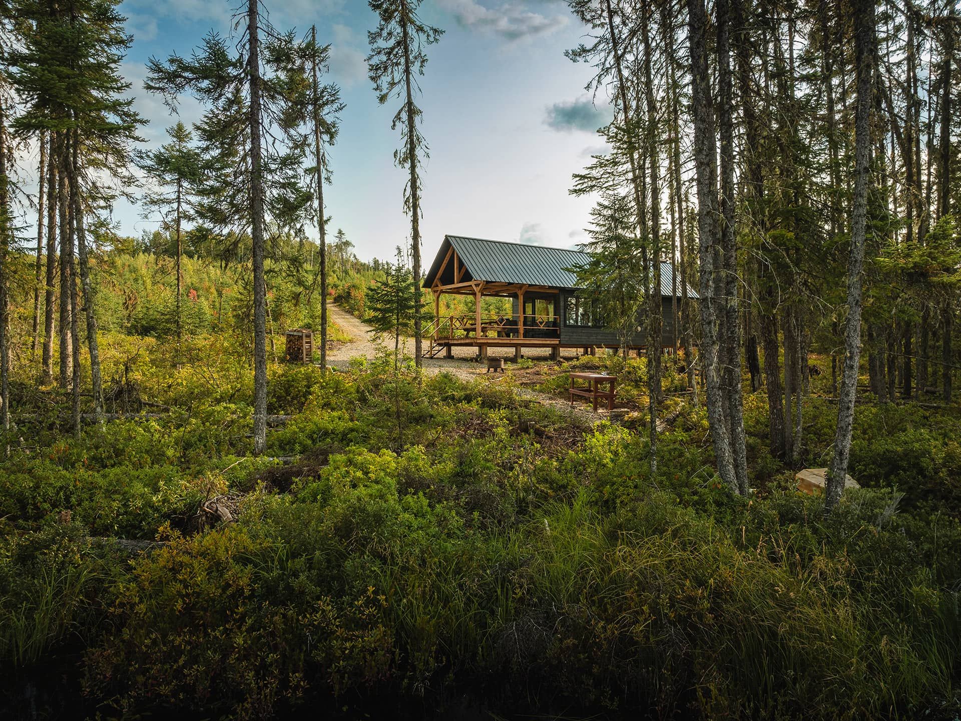 Absolu Cabin — La Pourvoirie Chez Farrar – La Pourvoirie Chez Farrar