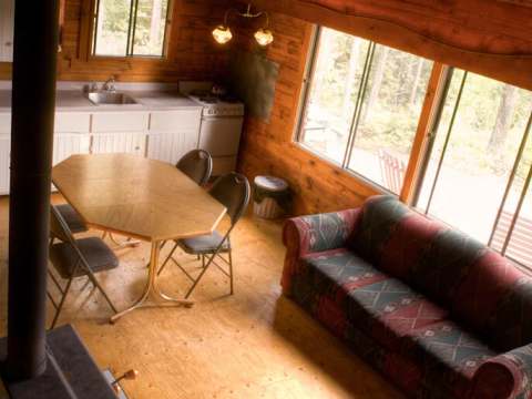 Pinson Cabin – La Pourvoirie Chez Farrar