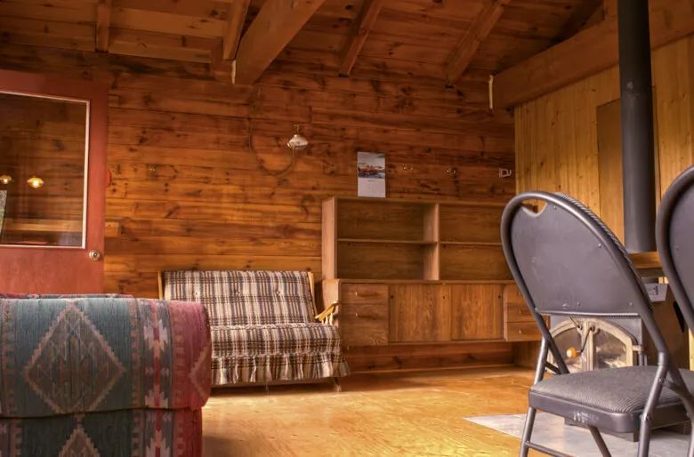 Pinson Cabin – La Pourvoirie Chez Farrar