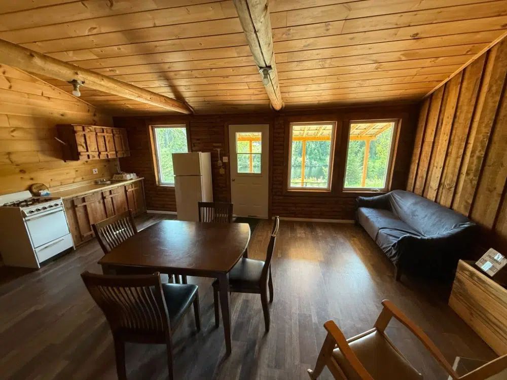 Cabin Cottages 3-4-5-6-7 — La Pourvoirie de la Doré – La Pourvoirie de la Doré