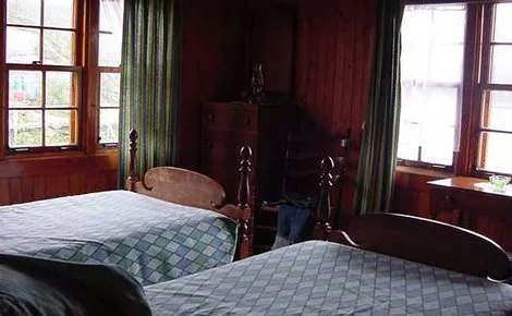 Auberge – La Pourvoirie de la Rivière Washicoutai