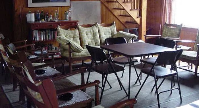 Auberge — La Pourvoirie de la Rivière Washicoutai – La Pourvoirie de la Rivière Washicoutai