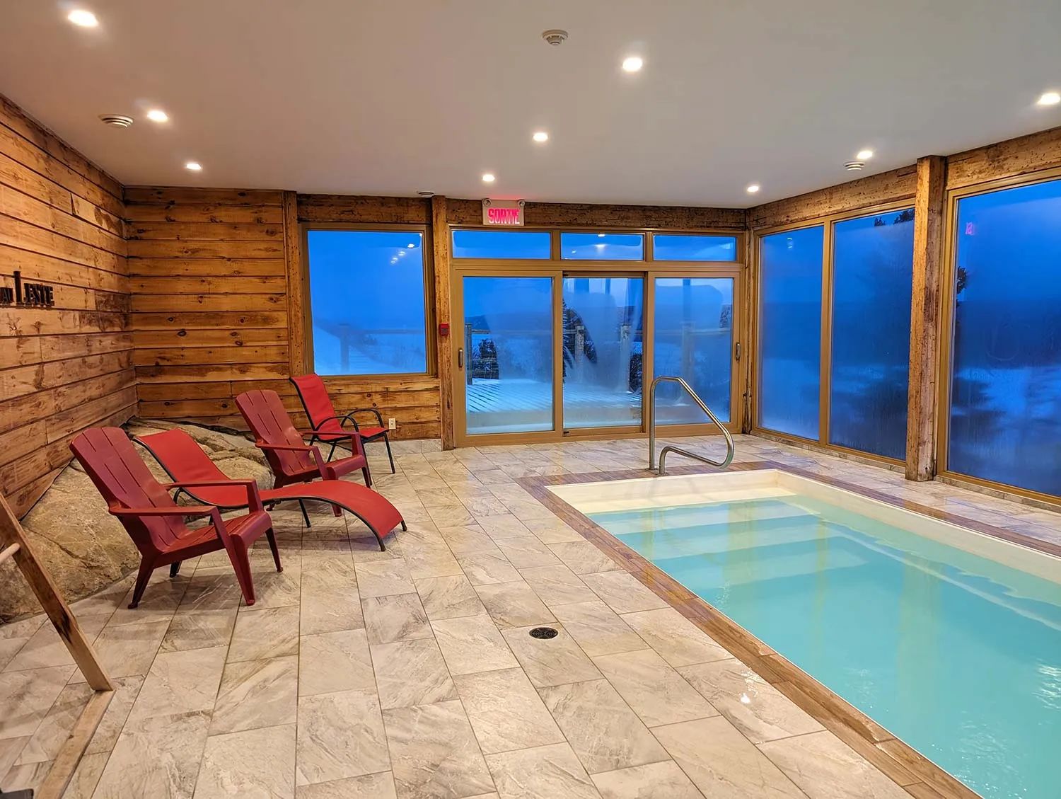 Chalet Inuit — La Pourvoirie du Cap au Leste – La Pourvoirie du Cap au Leste