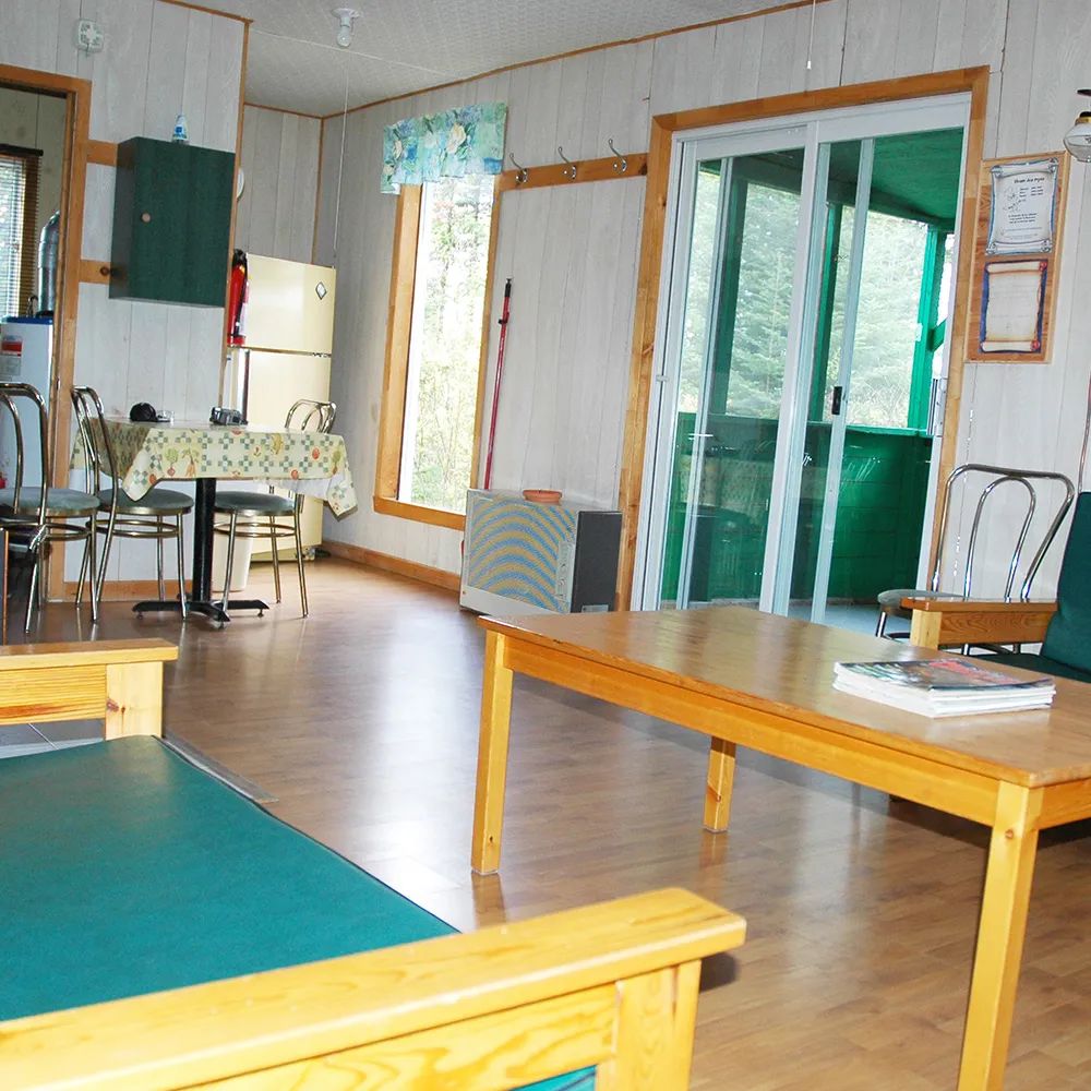 Chalet 02 - La Buse — La Pourvoirie du Lac Laflamme – La Pourvoirie du Lac Laflamme
