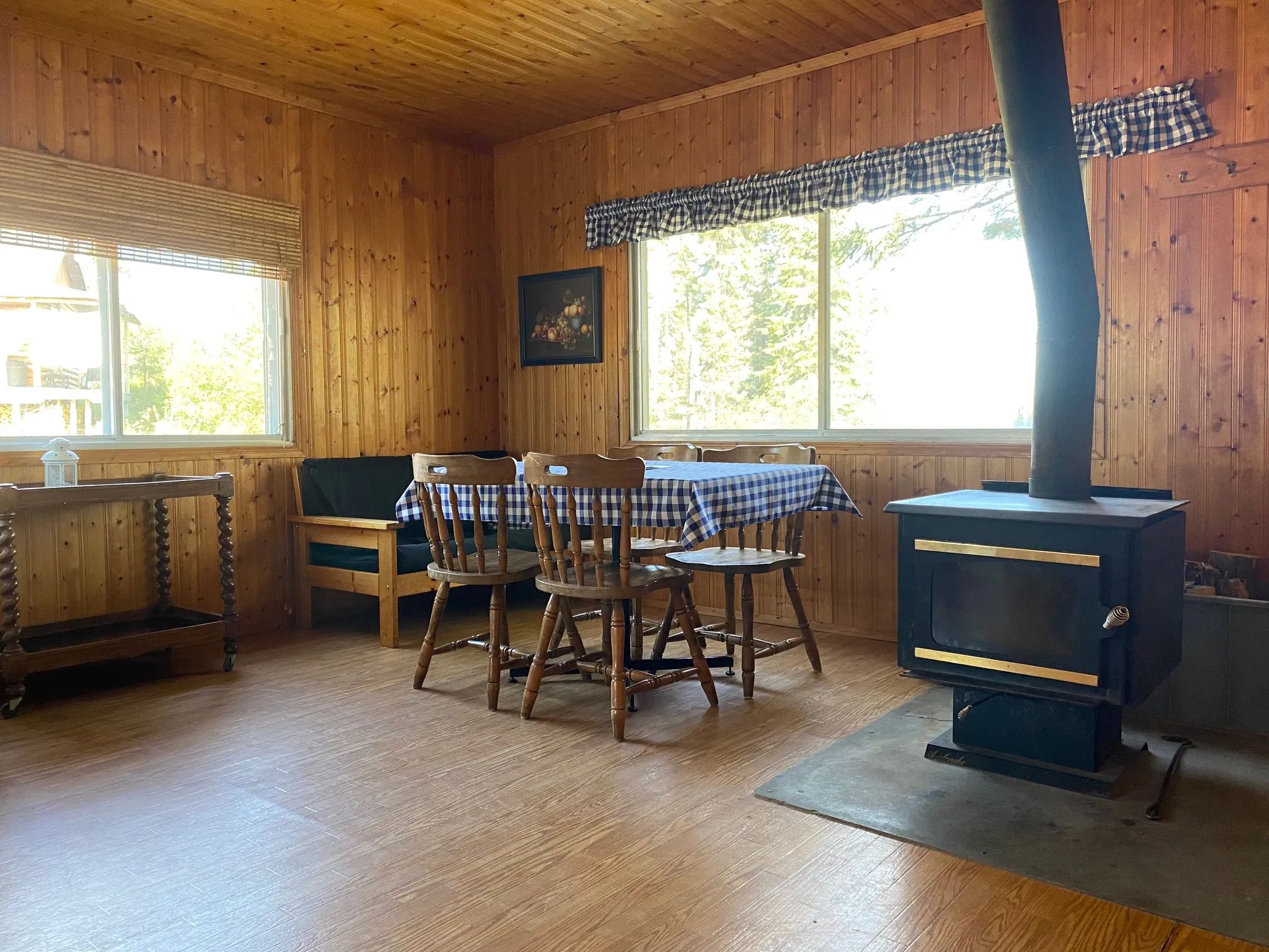 Chalet Le Huard — La Pourvoirie du Lac Lareau – La Pourvoirie du Lac Lareau