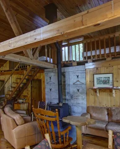 Chalet La Gérance — La Pourvoirie du Lac Moreau – La Pourvoirie du Lac Moreau