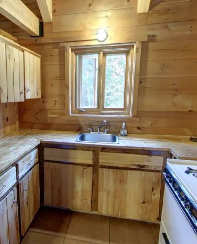 Cabin Le Malbaie — La Pourvoirie du Lac Moreau – La Pourvoirie du Lac Moreau