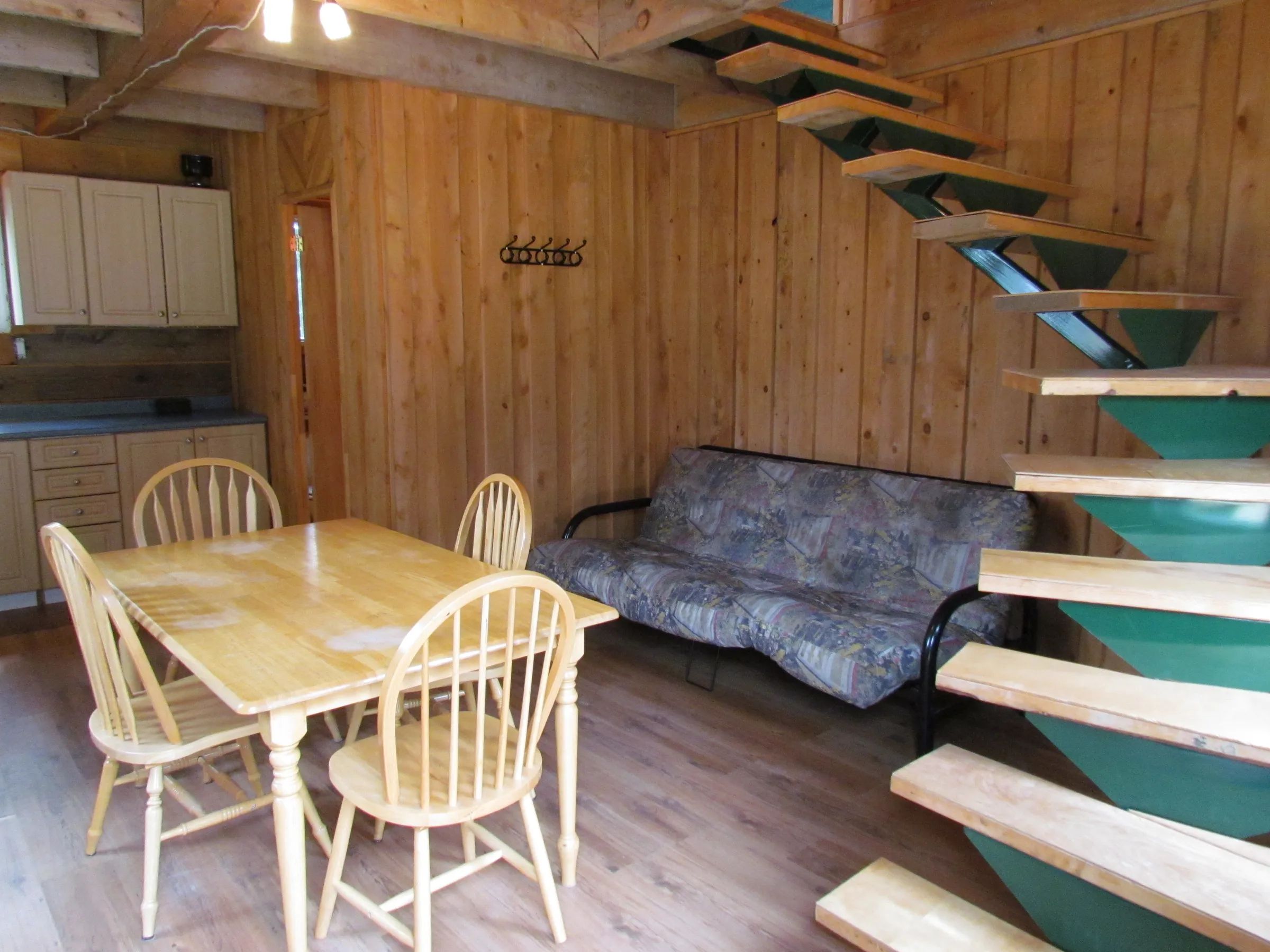 Cabin Cottage #1 — La Pourvoirie du Montagnard – La Pourvoirie du Montagnard