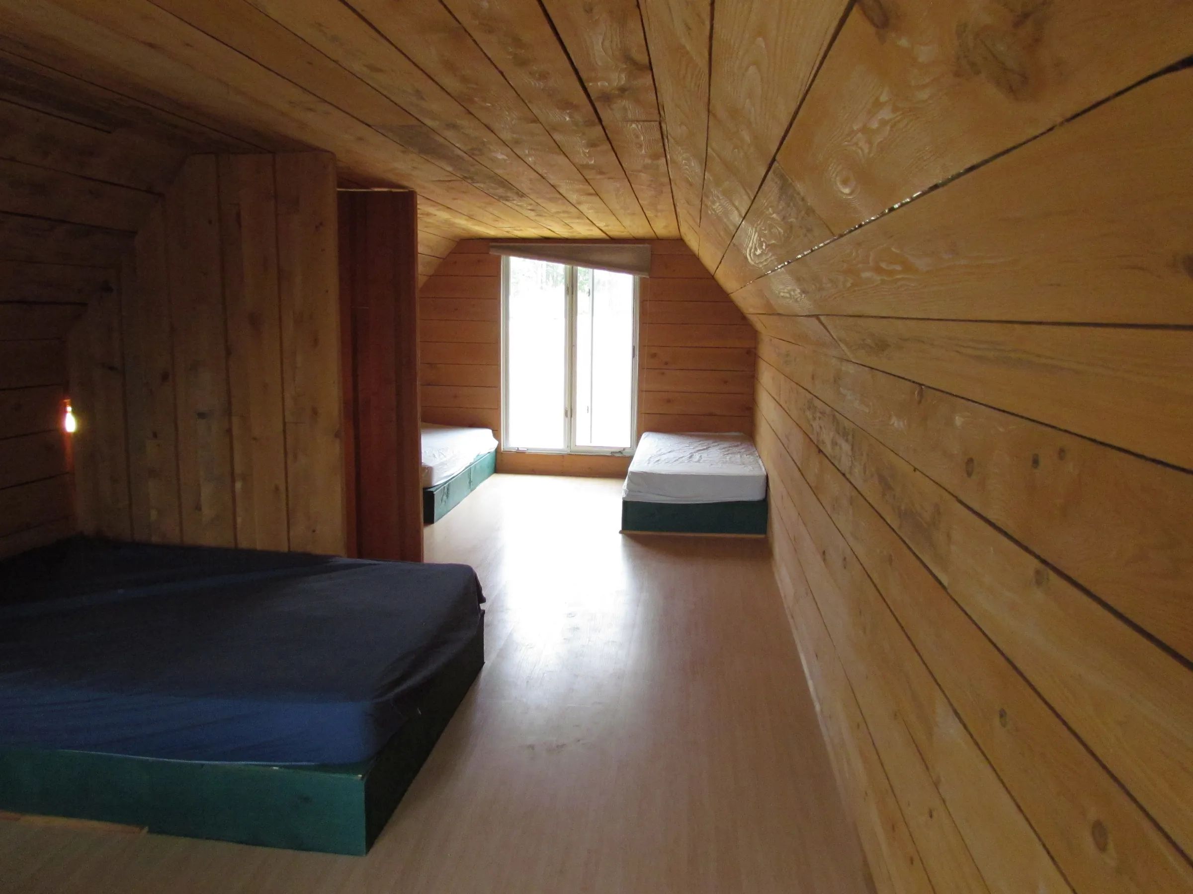 Cabin Cottage #1 — La Pourvoirie du Montagnard – La Pourvoirie du Montagnard
