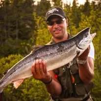 Fishing Atlantic salmon at La Pourvoirie Étamamiou, Côte-Nord, Quebec — photo 6