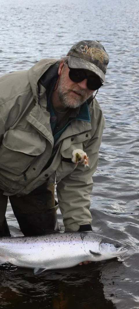 Fishing Atlantic salmon at La Pourvoirie Étamamiou, Côte-Nord, Quebec — photo 3