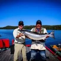 Fishing Atlantic salmon at La Pourvoirie Étamamiou, Côte-Nord, Quebec — photo 5