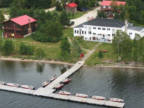 WHITE HOUSE LODGE – Réserve Beauchêne