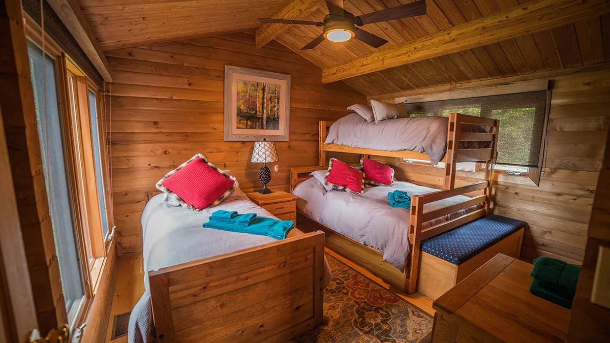HERON CABIN — Réserve Beauchêne – Réserve Beauchêne