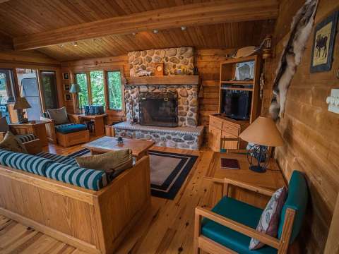 KINGFISHER CABIN – Réserve Beauchêne