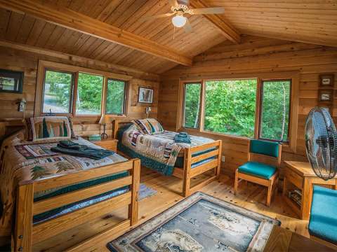 KINGFISHER CABIN – Réserve Beauchêne