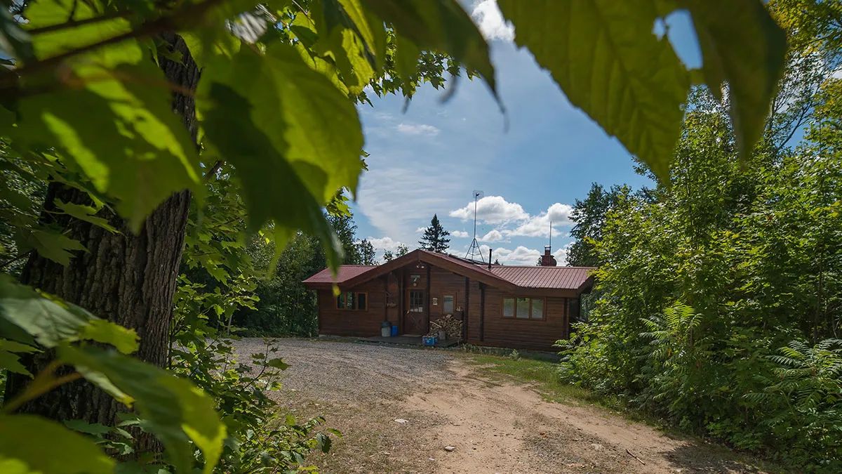 KINGFISHER CABIN – Réserve Beauchêne