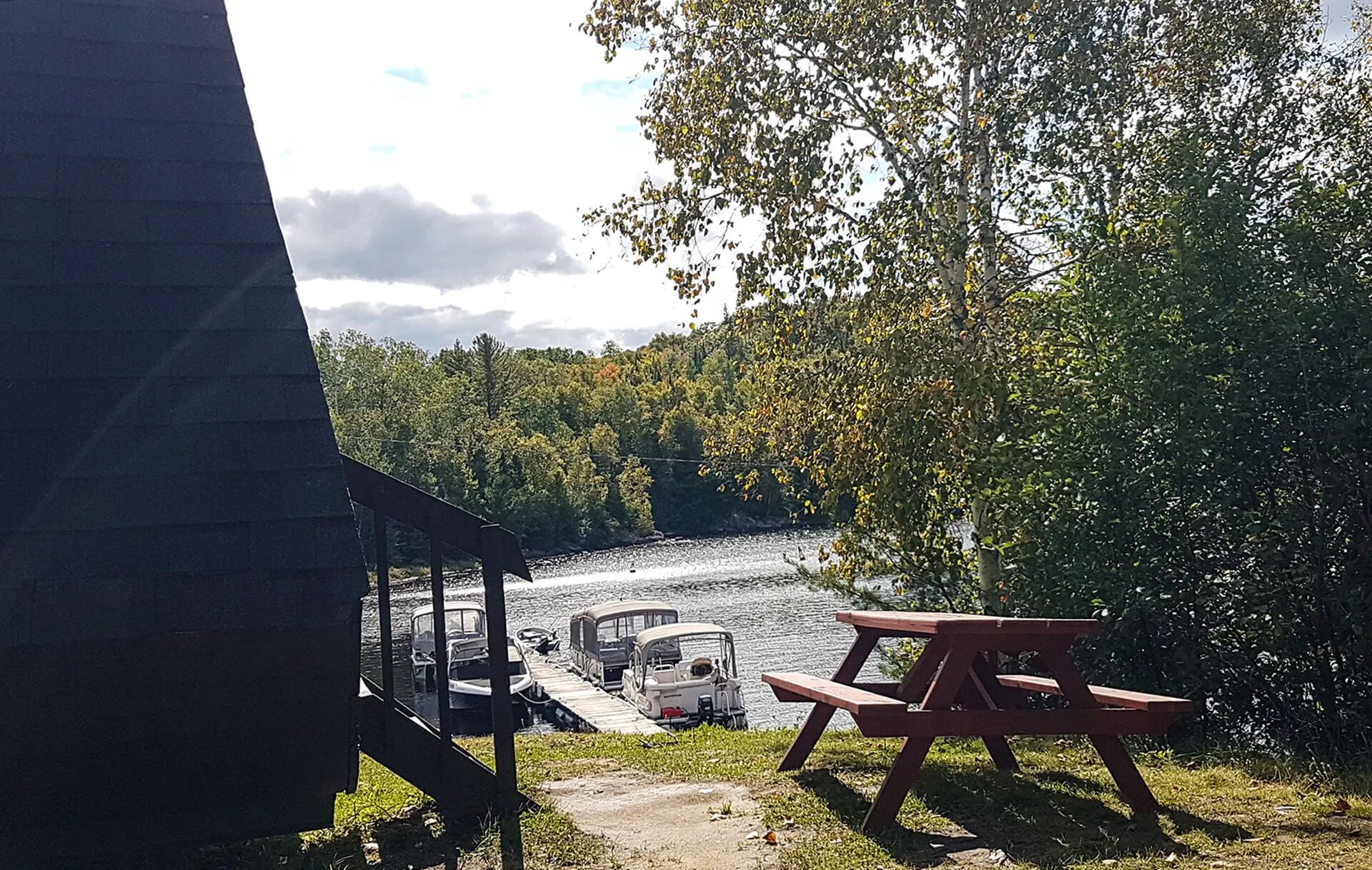 Cabin Sénateur — Le Domaine des Huards – Le Domaine des Huards