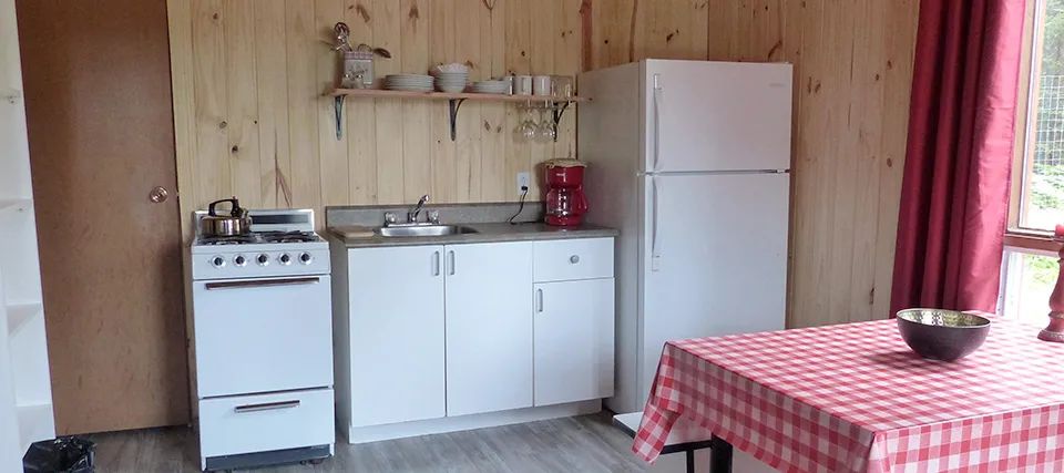 Cabin Fully equipped cabins — Le Domaine du Shamrock – Le Domaine du Shamrock
