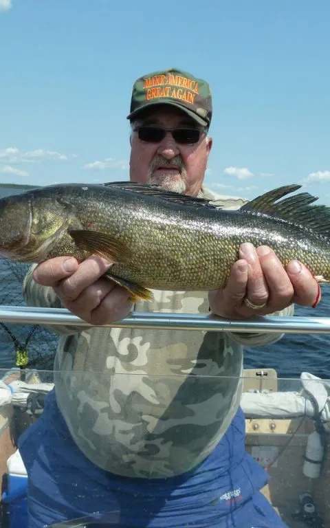 Belle prise de pêche au Domaine Poutrincourt chez Le Domaine Poutrincourt, Saguenay-Lac-Saint-Jean, Québec