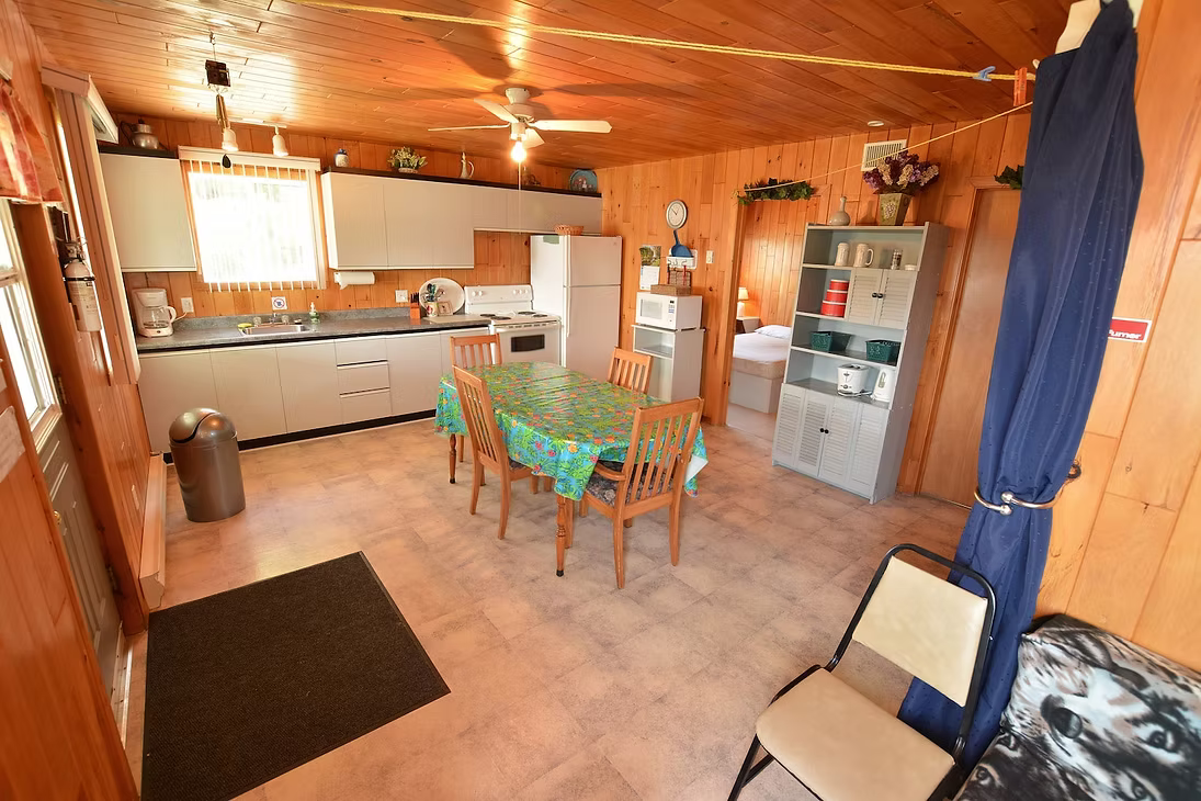 Chalet 5 — Domaine Larry Boismenu – Domaine Larry Boismenu