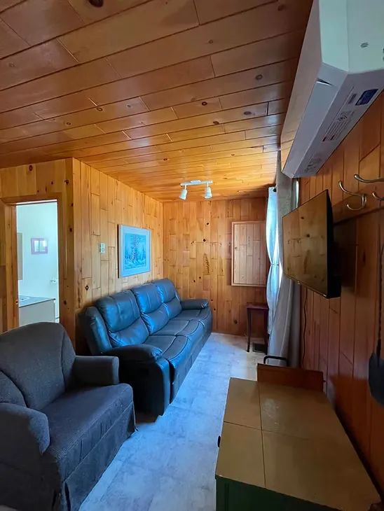 Chalet 5 — Domaine Larry Boismenu – Domaine Larry Boismenu
