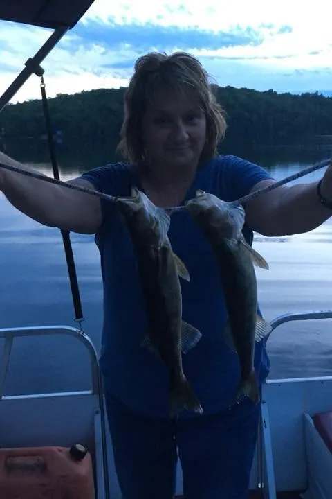 Fishing at Les Gîtes Dumoine Nature, Abitibi-Témiscamingue, Quebec — photo 2