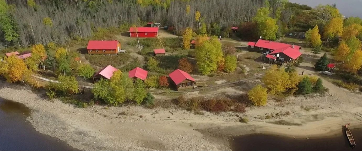 Chalet — Moisie-Ouapetec SEC. – Moisie-Ouapetec SEC.