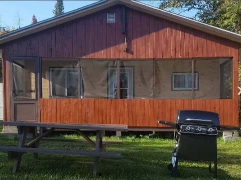Chalet 9 – Pavillon Bark Lake Lodge