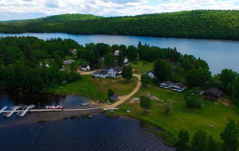 Photo de Pavillon Bark Lake Lodge en Outaouais, Qc