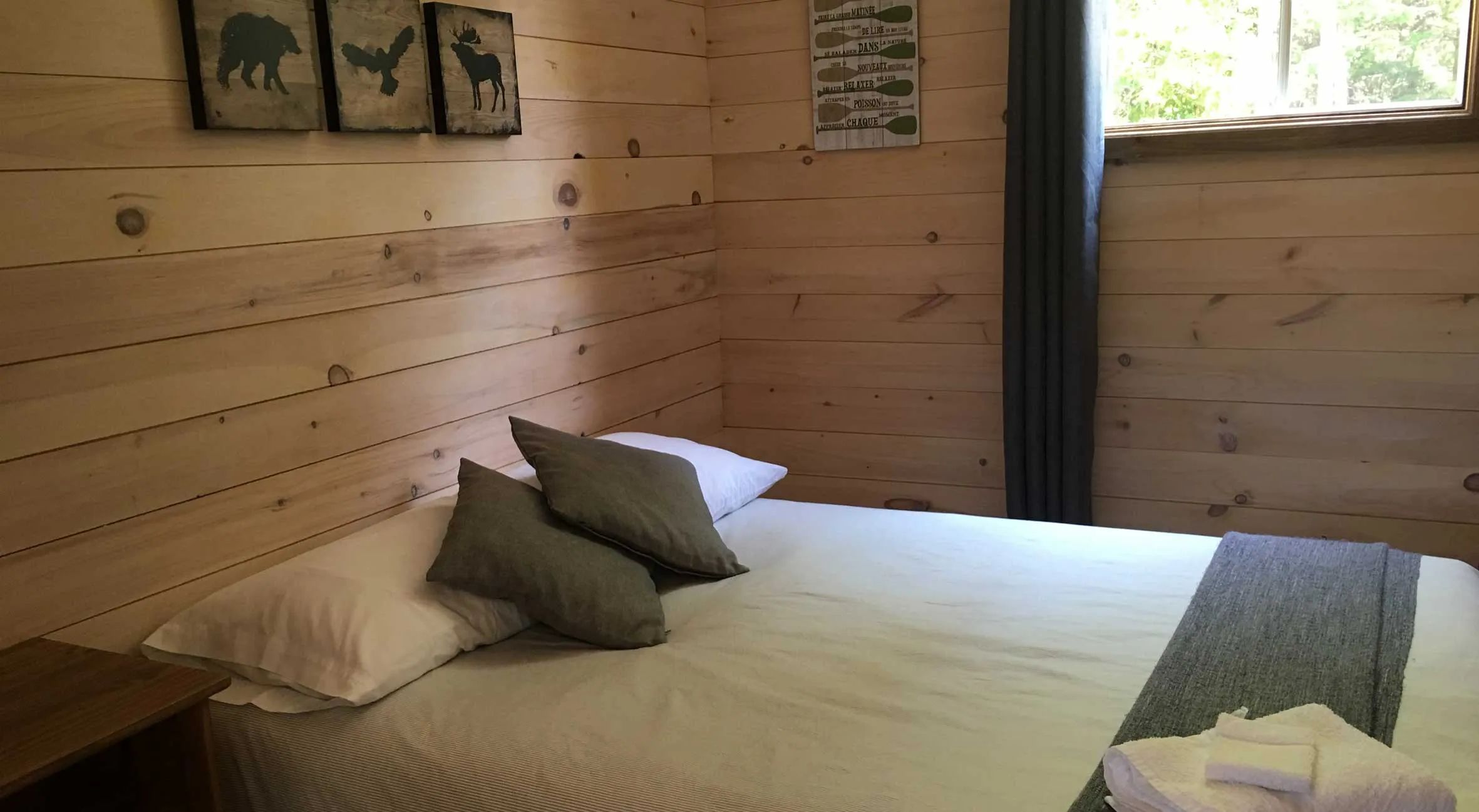 Chalets #3, #4, #5, #7 and #8 — Wapus Pavillon Lodge – Wapus Pavillon Lodge