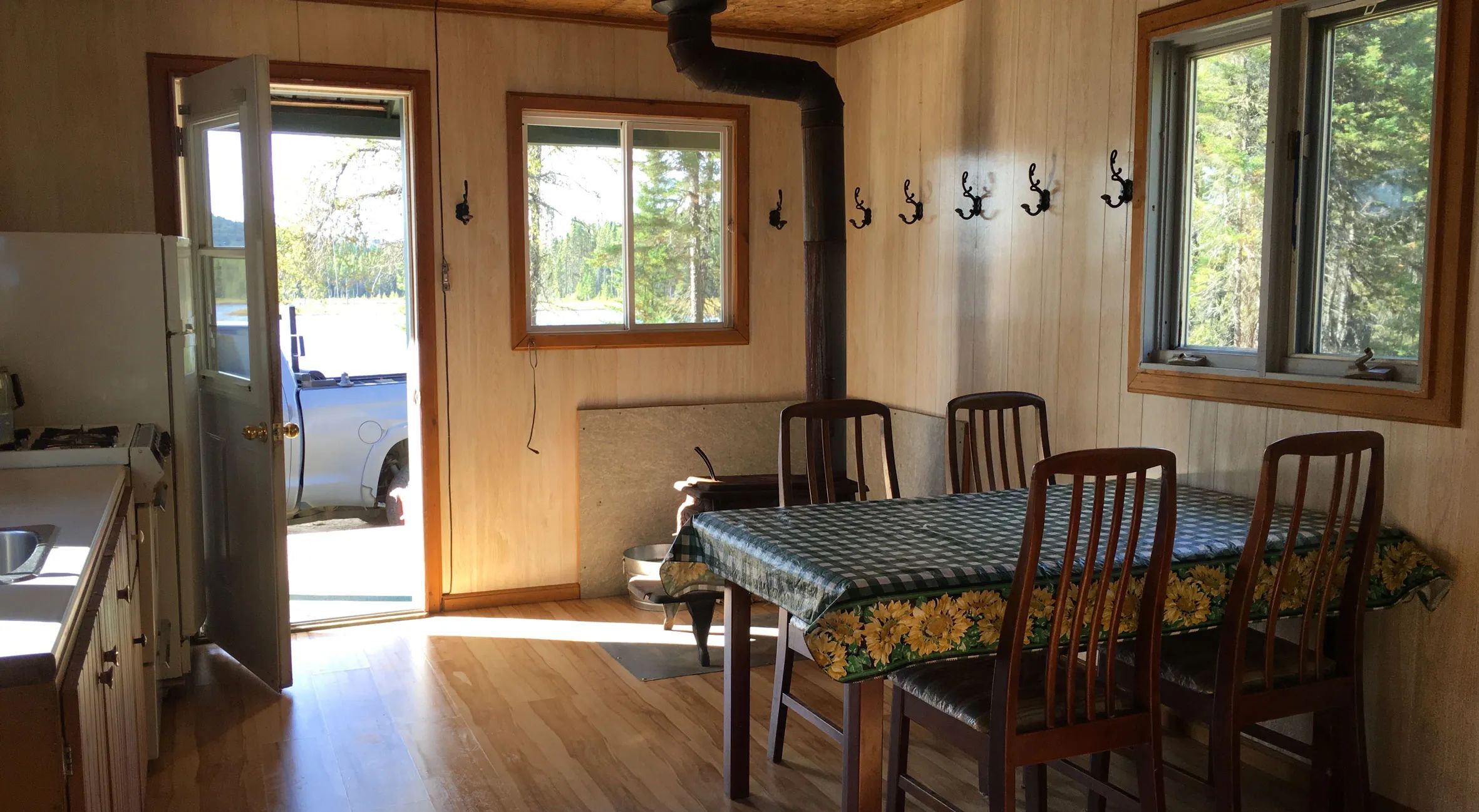 Cabin Poliquin — Wapus Pavillon Lodge – Wapus Pavillon Lodge