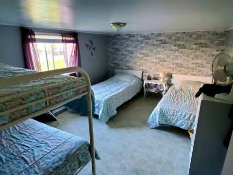 CHALET AU SOLEIL COUCHANT – Pourvoirie Anna V. Roy et Fils