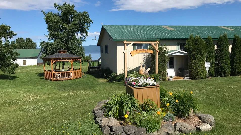 CHALET AU SOLEIL COUCHANT – CHALET AU SOLEIL COUCHANT