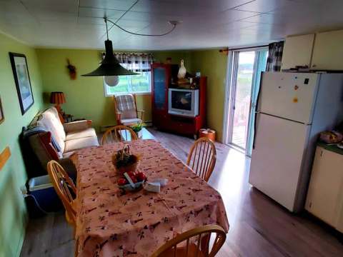 CHALET AU SOLEIL COUCHANT – Pourvoirie Anna V. Roy et Fils