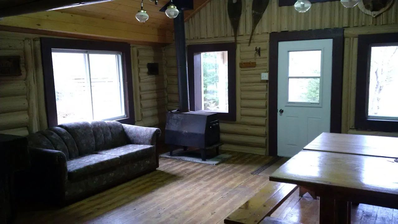 Chalet Pavillon — Pourvoirie Ayapewa – Pourvoirie Ayapewa