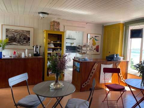 AUBERGE JOHAN BEETZ – Pourvoirie Baie Johan-Beetz