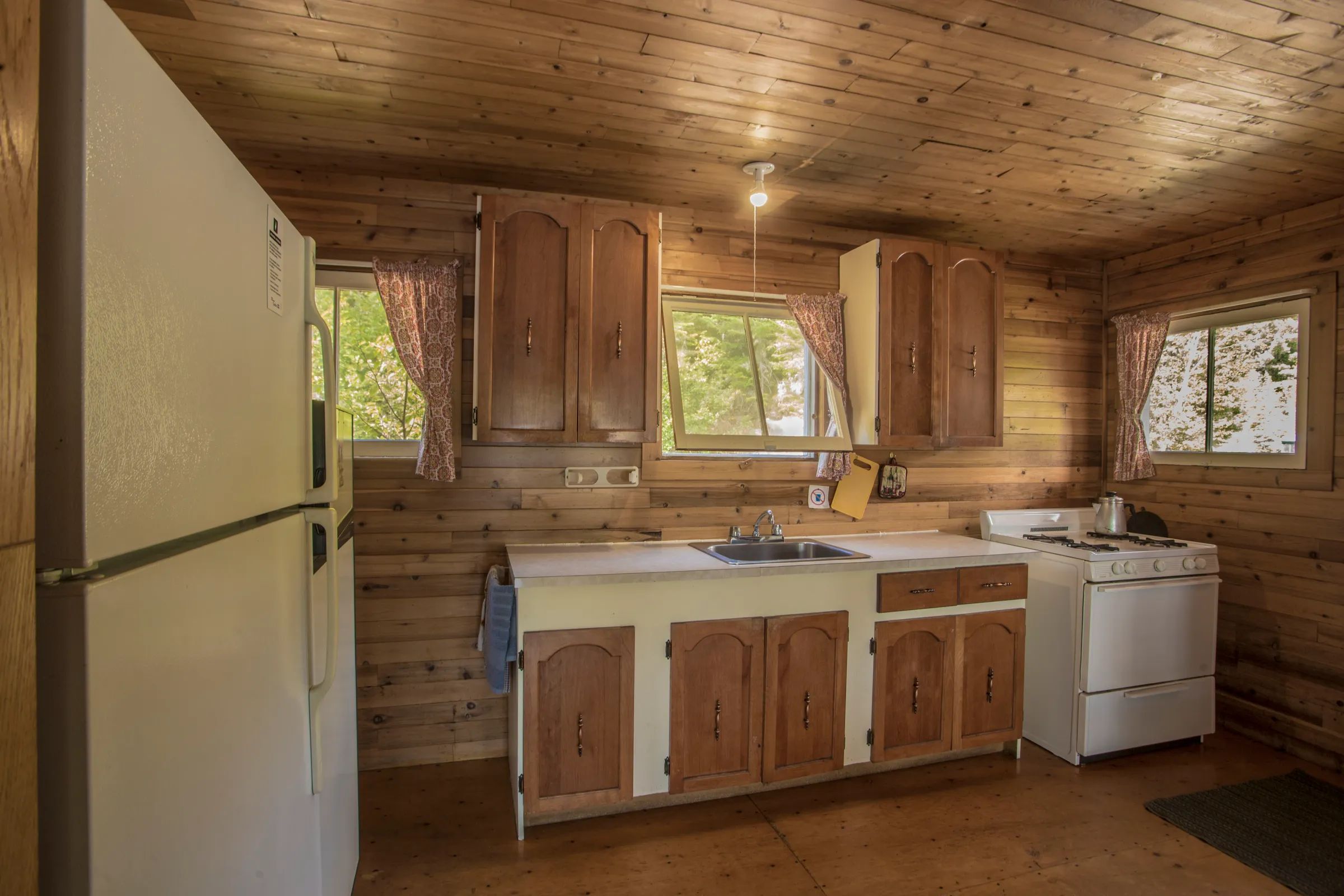 Chalet L'Orignal — Pourvoirie Baie-Sainte-Catherine – Pourvoirie Baie-Sainte-Catherine