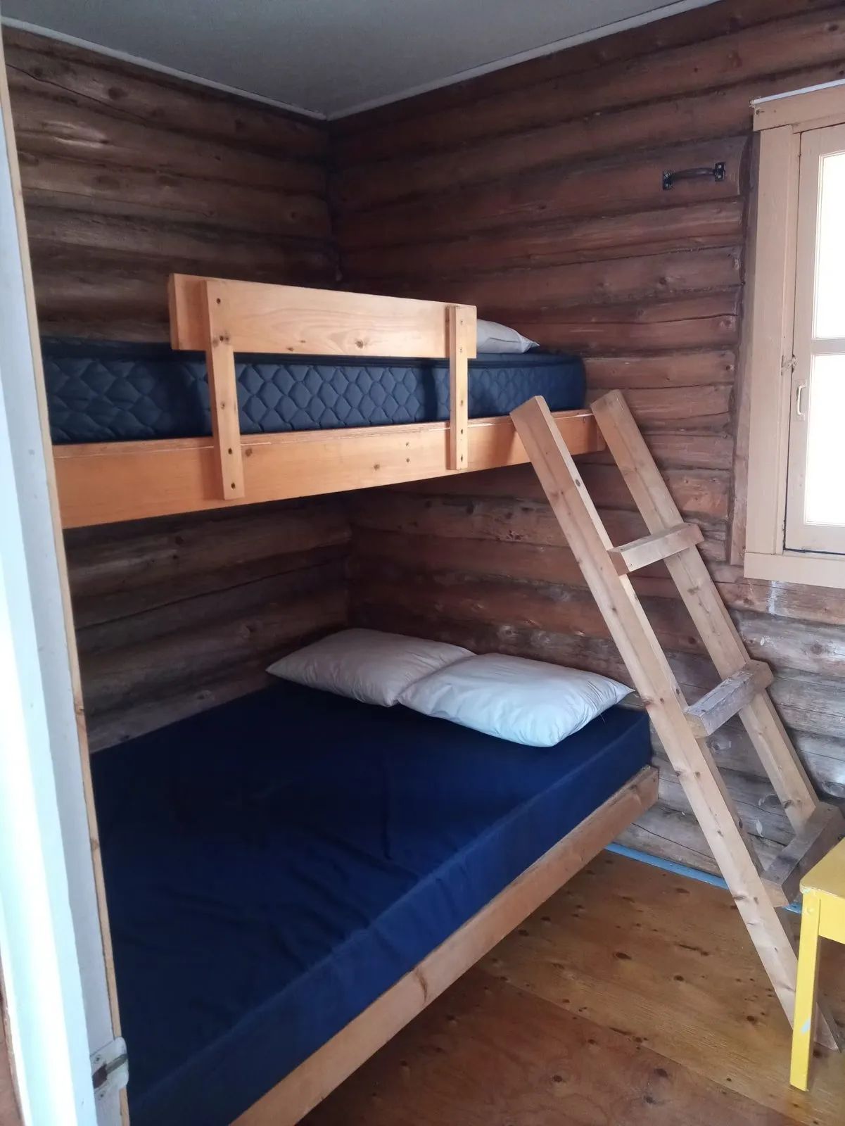 Chalet Le Castor — Pourvoirie Baie-Sainte-Catherine – Pourvoirie Baie-Sainte-Catherine