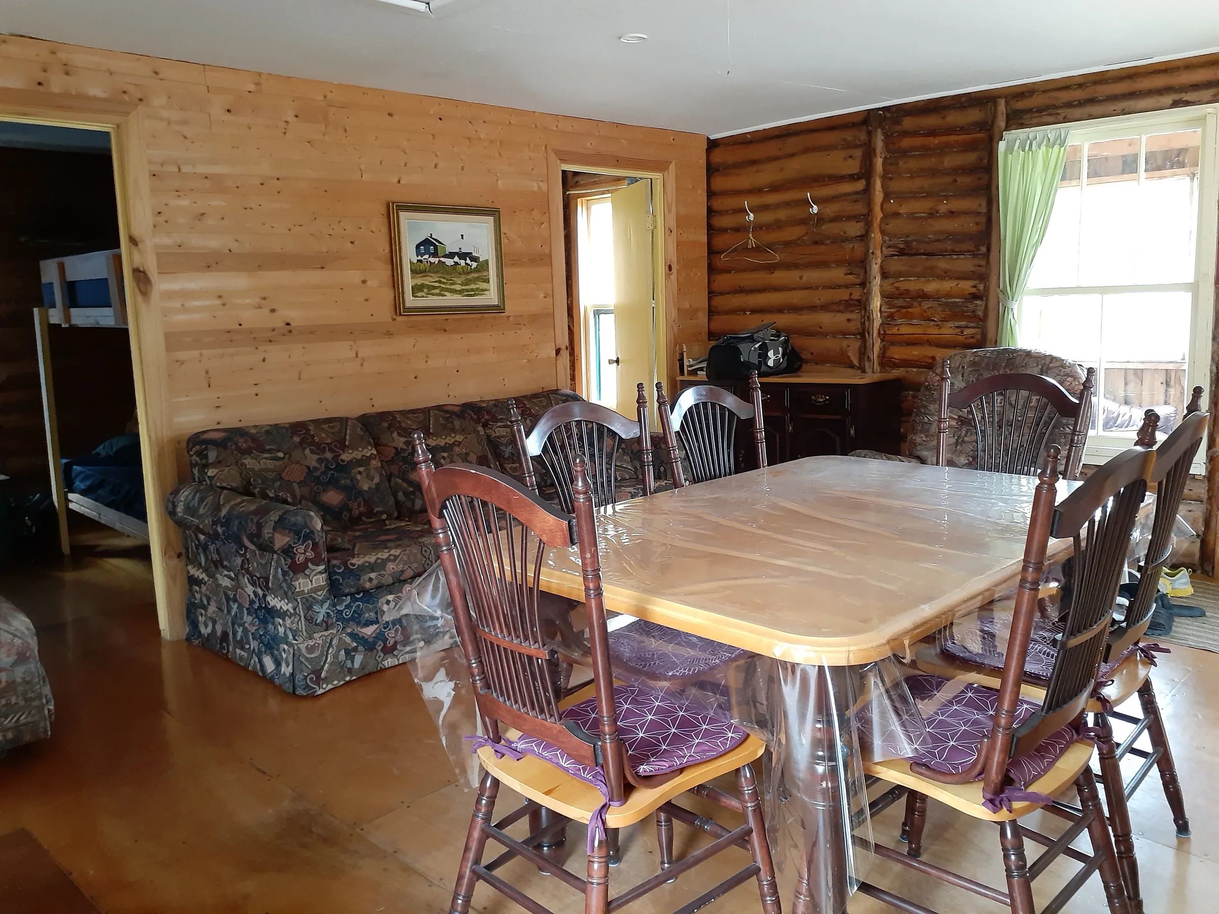 Chalet Le Jaseur — Pourvoirie Baie-Sainte-Catherine – Pourvoirie Baie-Sainte-Catherine