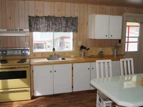 CABIN 8 – Pourvoirie du Barrage Gouin et du Magnan