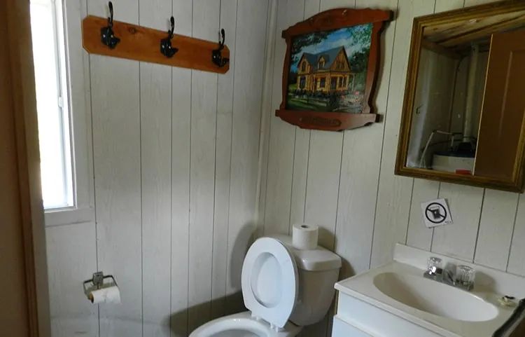 CRUSOÉ CABIN – Pourvoiriela Reserve Boismenu