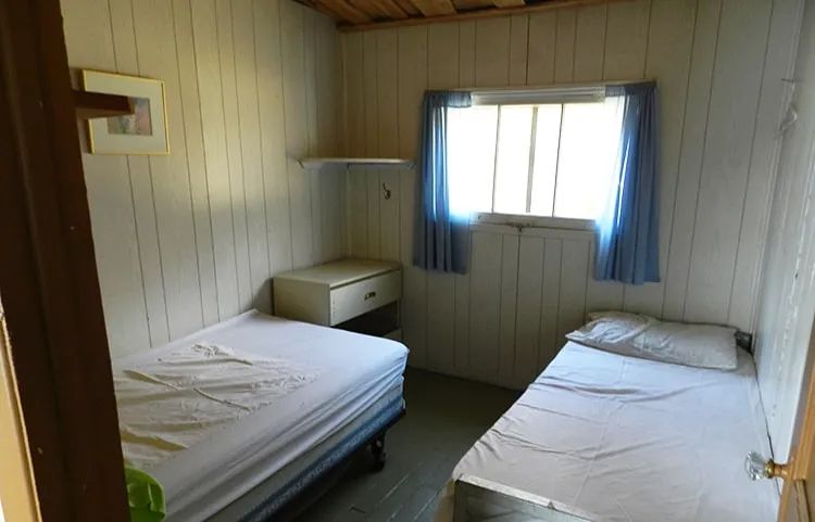 CRUSOÉ CABIN – Pourvoiriela Reserve Boismenu