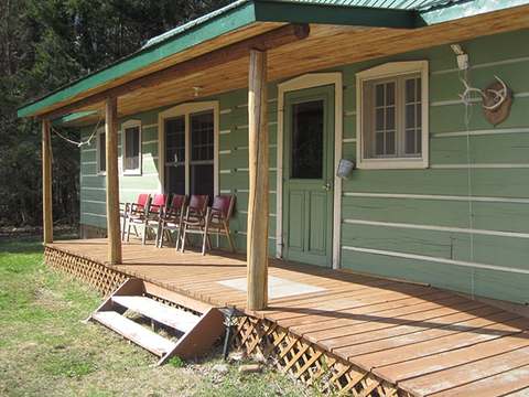 THE HURON CABIN – Pourvoiriela Reserve Boismenu