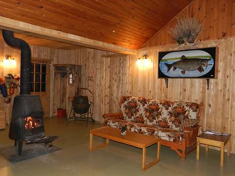 THE HURON CABIN – Pourvoiriela Reserve Boismenu